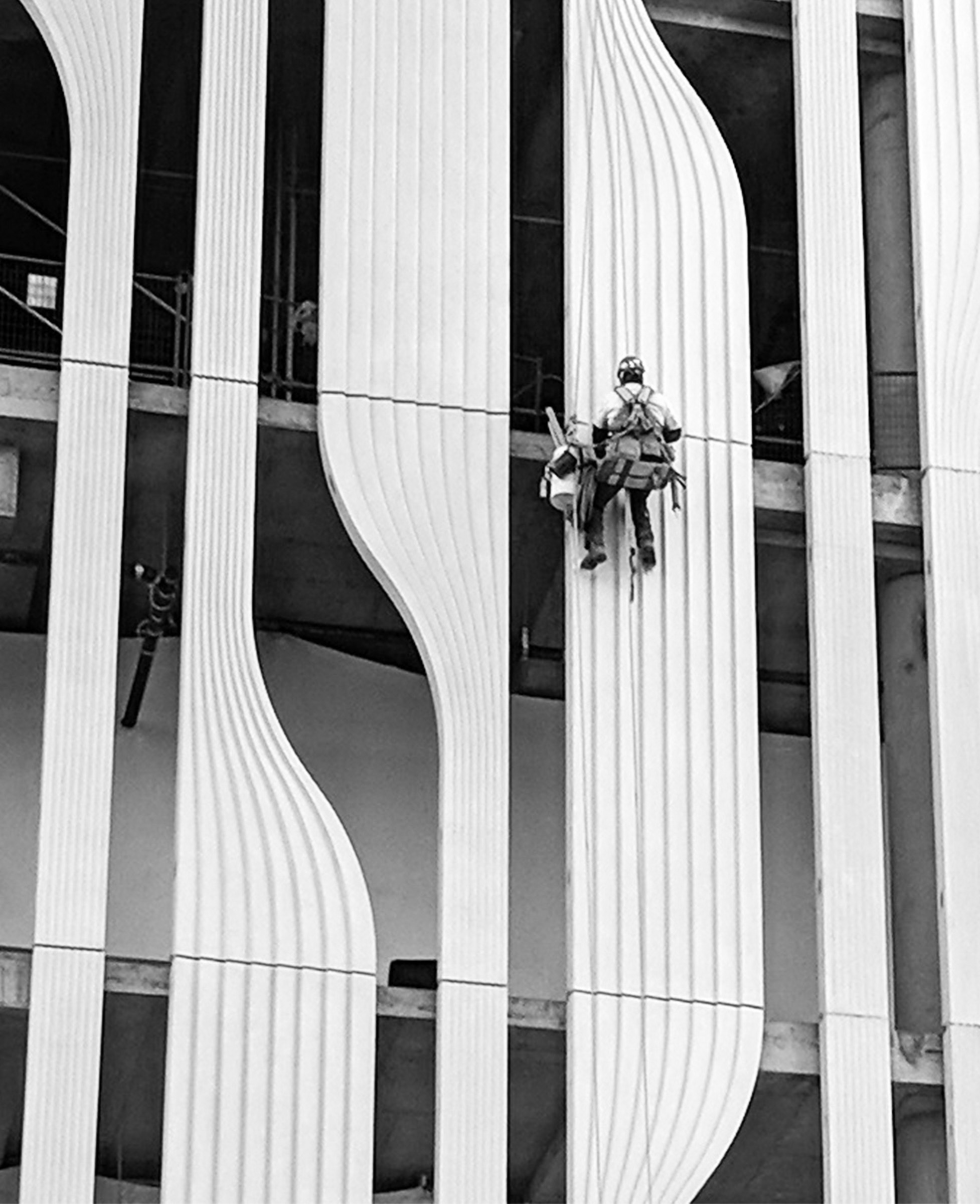 Construction of prefabricated facade